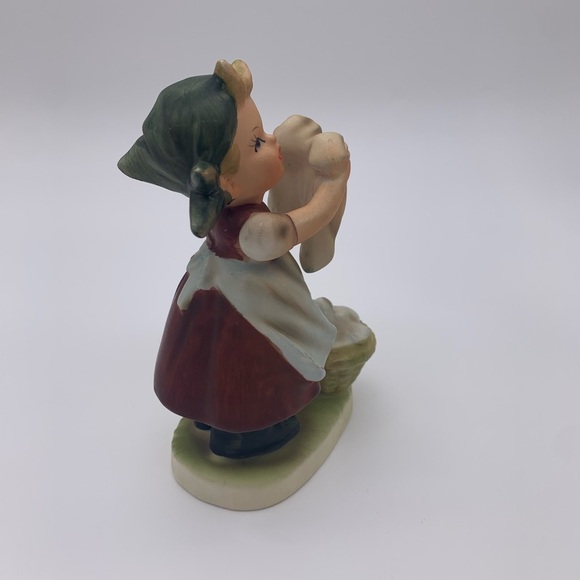 NAPCO WARE Japan Wash Day Girl Vintage Figurine # 8749 Red Dress Bandanna 6” - Picture 8 of 12